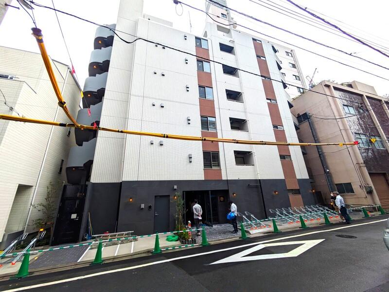 Brand New 1-Bedroom Condo in Ishiwara 0