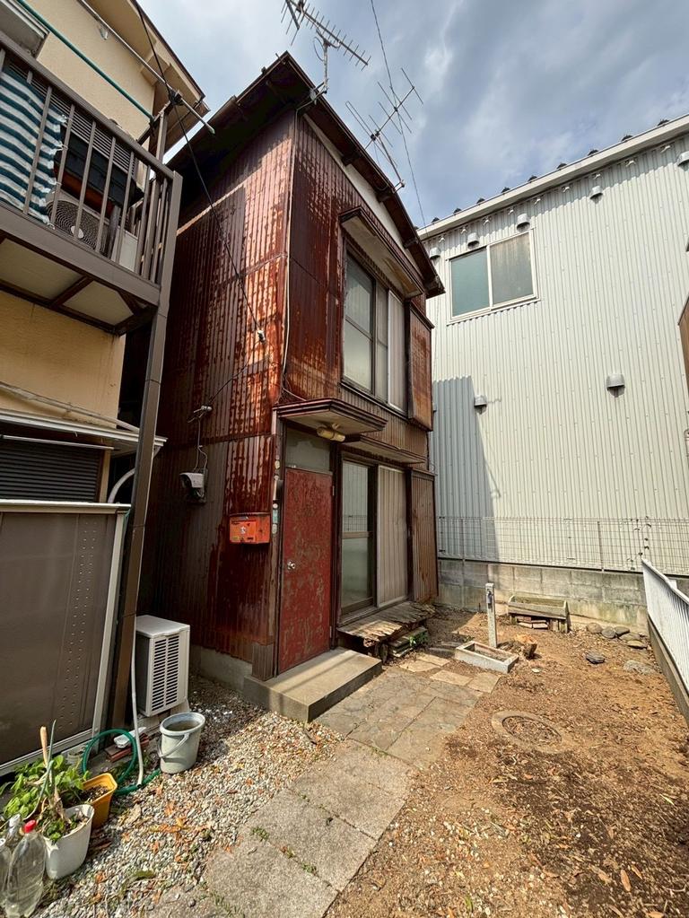 Well-Kept 3-Bedroom House in Minamimotojuku 0