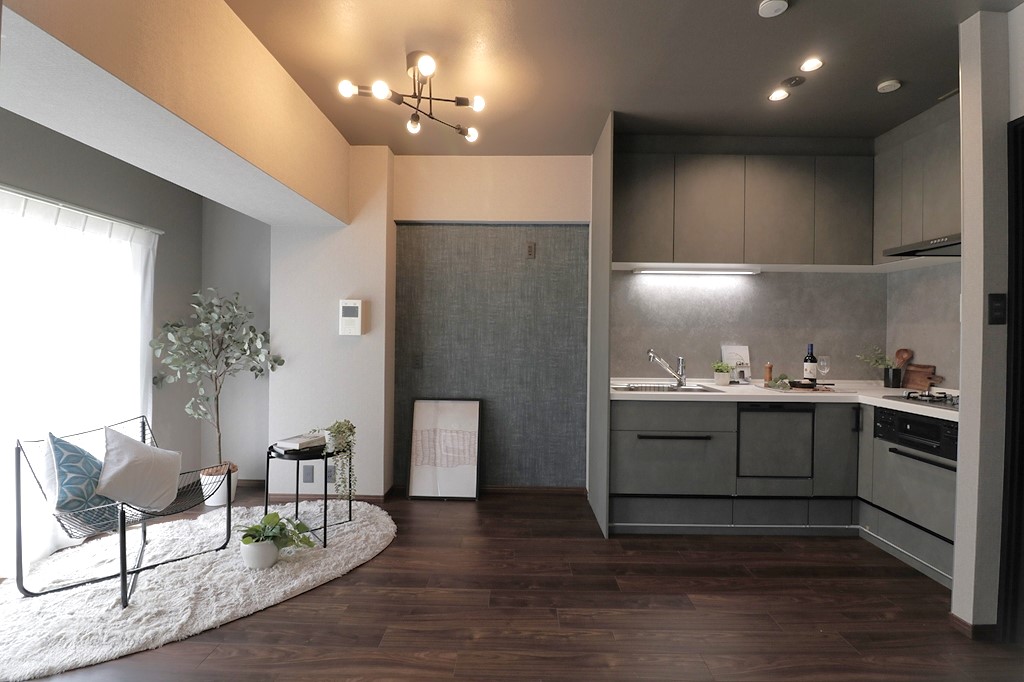Well-Kept 1-Bedroom Condo Near Station in Miyakojimakitadori 0