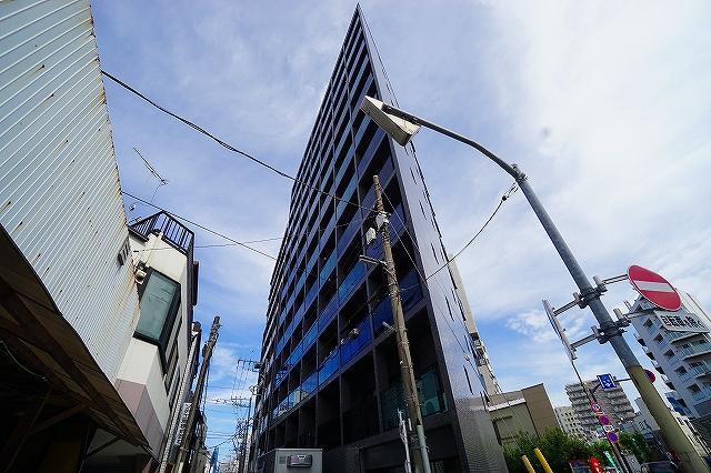 Modern Studio Condo in Mukojima 0