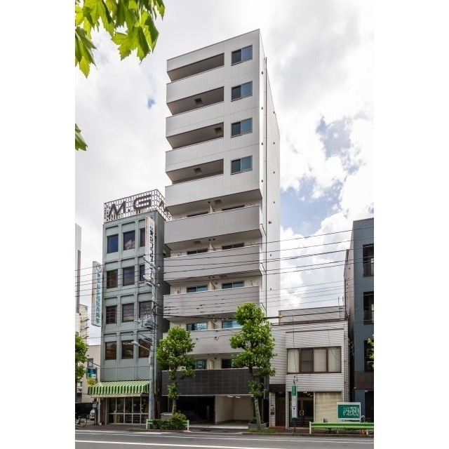 Modern Studio Condo in Asakusabashi 0