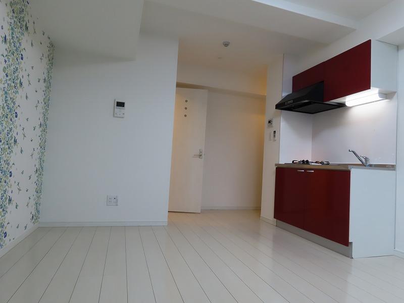 Modern Studio Condo Near Station in Ryusen 0