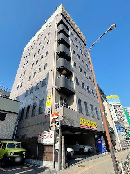 Well-Kept Property Near Station in Higashikanagawa 0