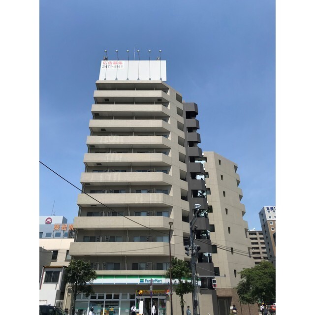 Studio Condo Near Station in Shinkiba 0