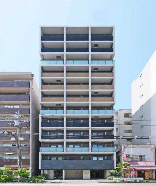 Modern 2-Bedroom Condo Near Station in Fukagawa 0