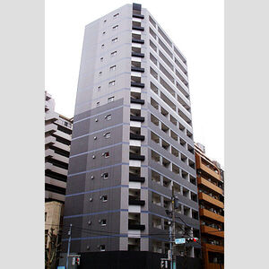 Studio Condo Near Station in Komagata 0