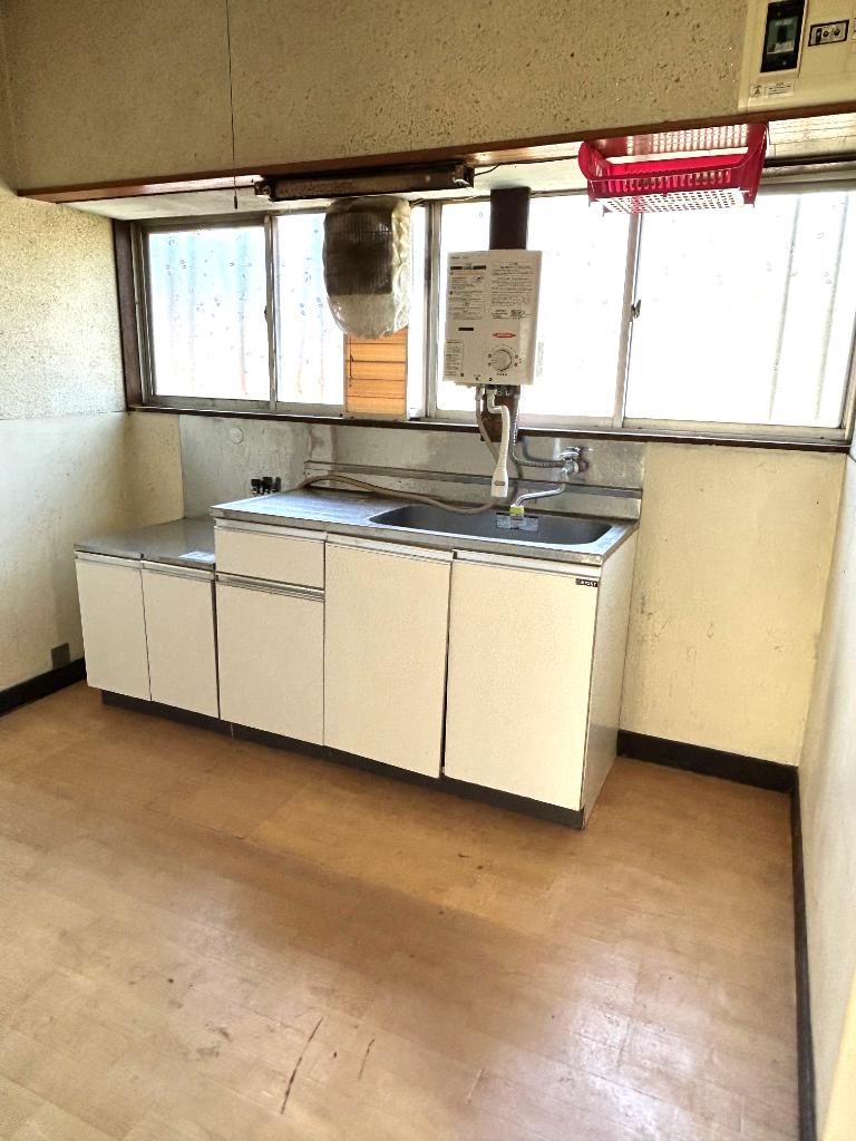 Thumbnail 8