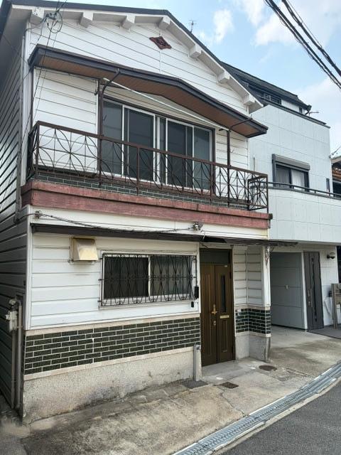 Well-Kept 3-Bedroom House in Kitanoda 0