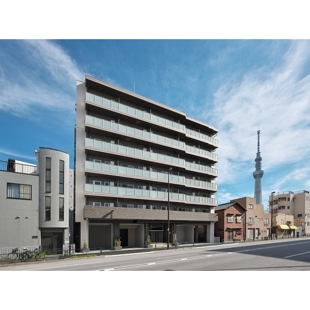 Brand New 2-Bedroom Condo in Mukojima 0