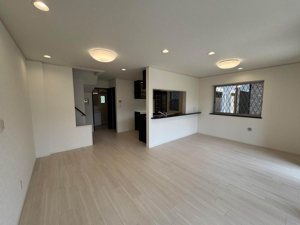 3-Bedroom House in Higashisayamagaoka 0