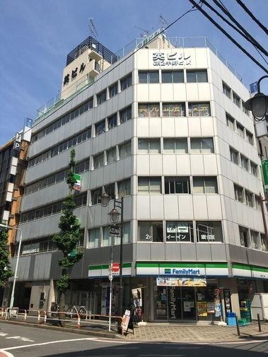 Vintage Property Near Station in Minamiikebukuro 0