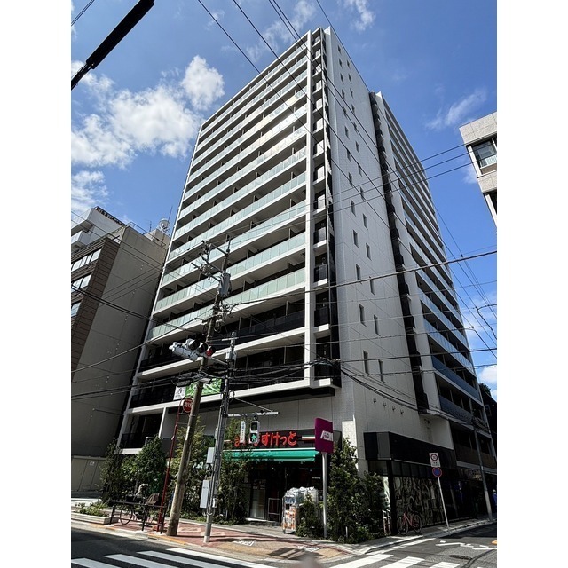 Brand New 1-Bedroom Condo Near Station in Higashiueno 0