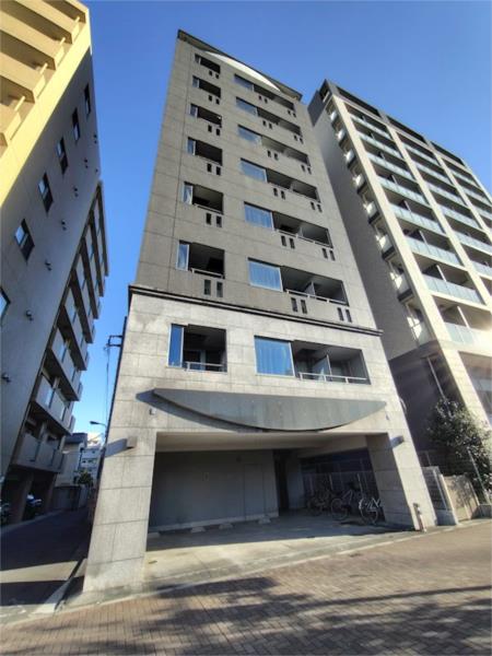 Studio Condo Near Station in Nishiikebukuro 0