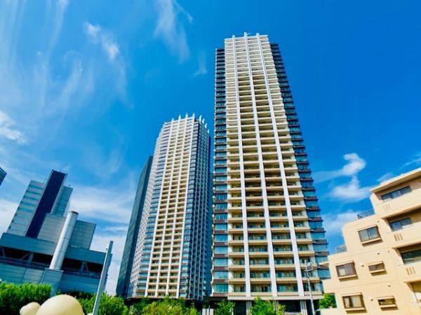 Modern Studio Condo Near Station in Kamiosaki 0