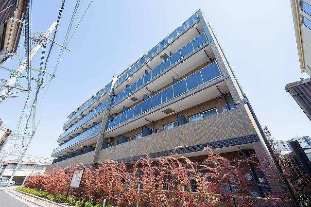 Brand New 1-Bedroom Condo Near Station in Higashimukojima 0