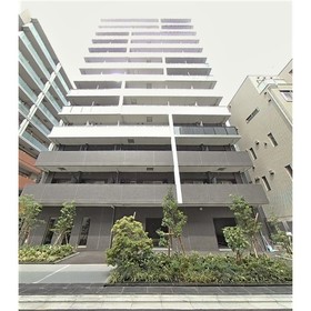 Modern 1-Bedroom Condo in Asakusabashi 0