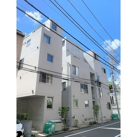 Modern 2-Bedroom Condo Near Station in Sangenjaya 0