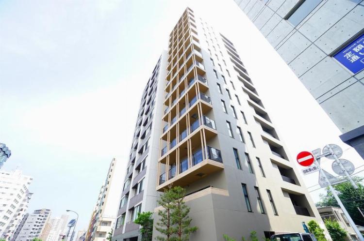 Brand New 3-Bedroom Condo Near Station in Sugamo 0