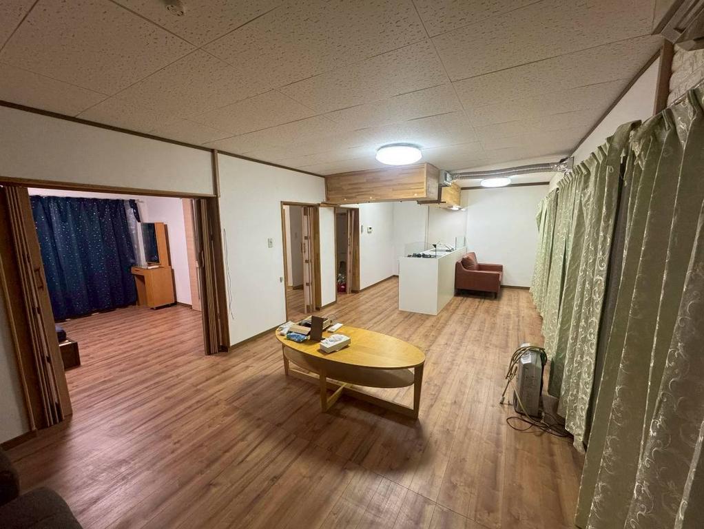 Charming 1-Bedroom Condo in Nishiyamadai 0