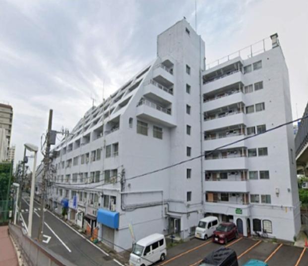 Charming 2-Bedroom Condo Near Station in Morigaoka 0