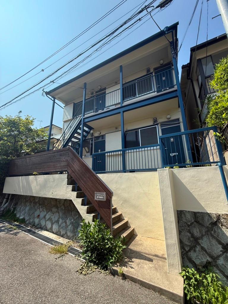 Charming 2-Bedroom Property in Shioyadai 0