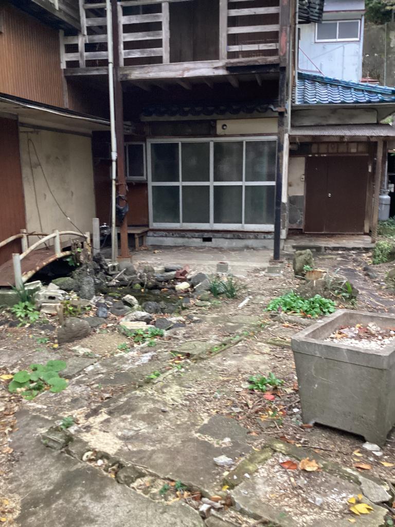 Well-Kept 6-Bedroom House in Funakoshicho 0