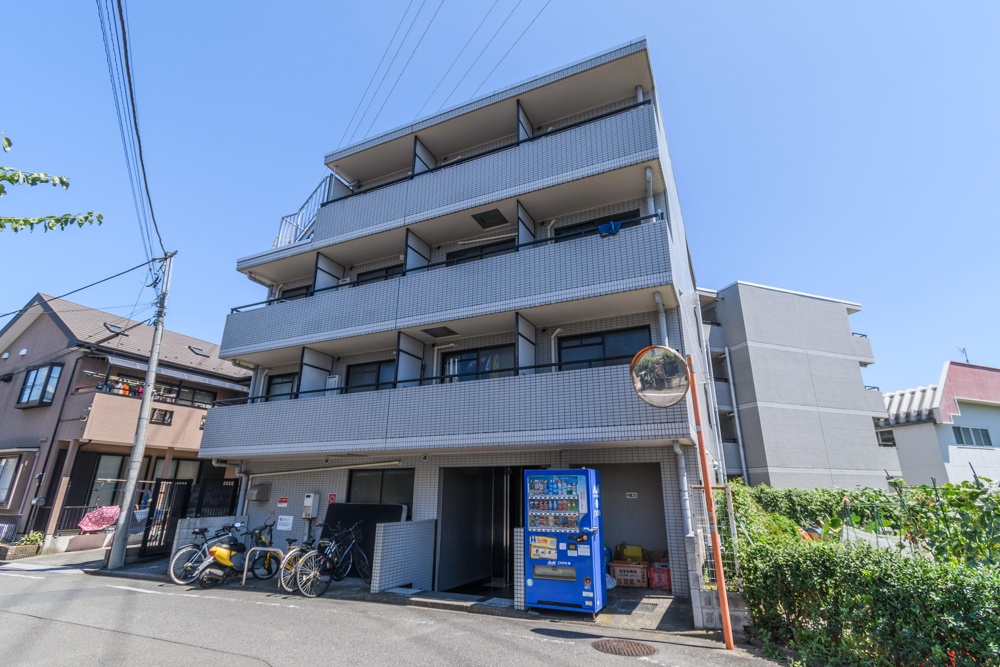 Vintage Studio Condo in Kitanodai 0