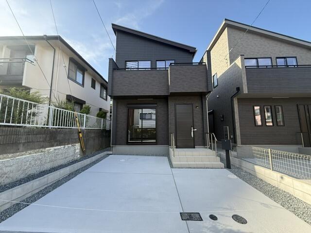 Brand New 3-Bedroom House in Kojidai 0