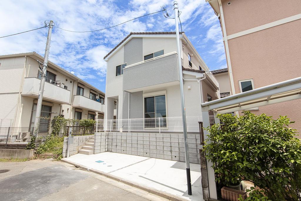 Brand New 3-Bedroom House in Shitamachi 0