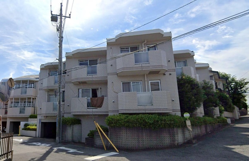 Classic Studio Condo in Daida 0