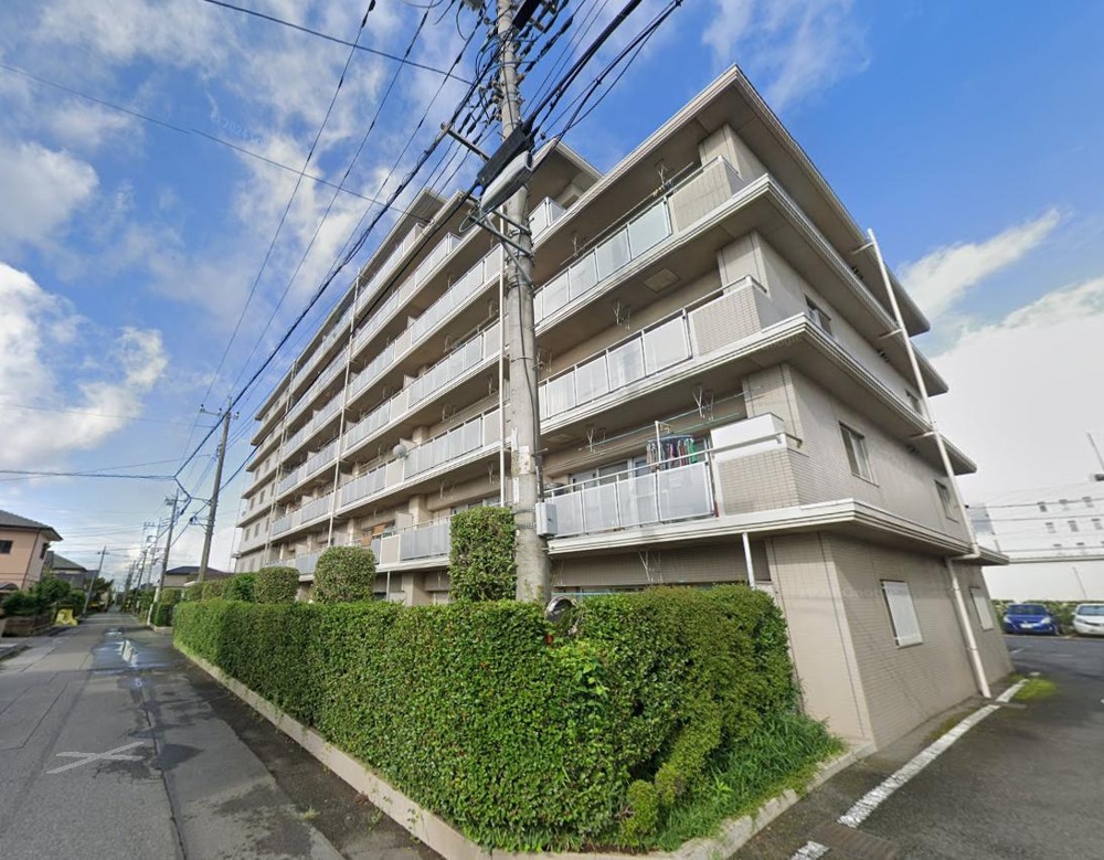 Charming 3-Bedroom Condo in Joto 0