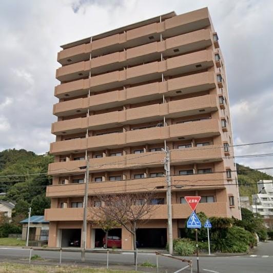 Well-Kept Studio Condo Near Station in Katase 0