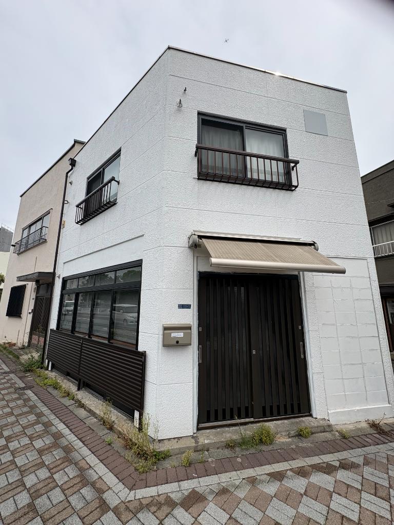 Classic Property Near Station in Tachibana 0