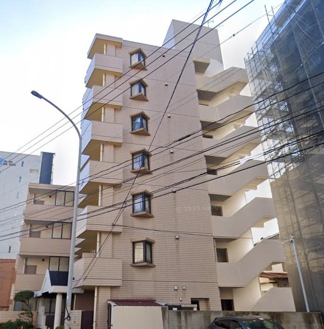 Charming Studio Condo Near Station in Sohara 0