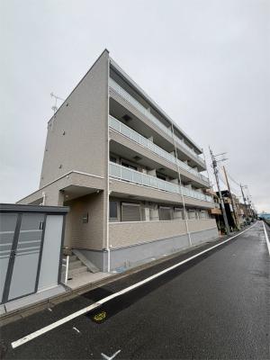 Brand New 1-Bedroom Condo in Shingashi 0