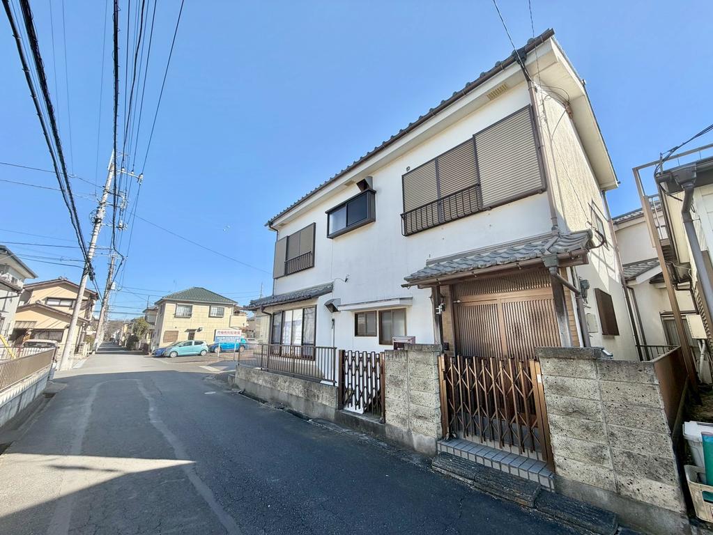 Vintage 3-Bedroom House in Takahagihigashi 0