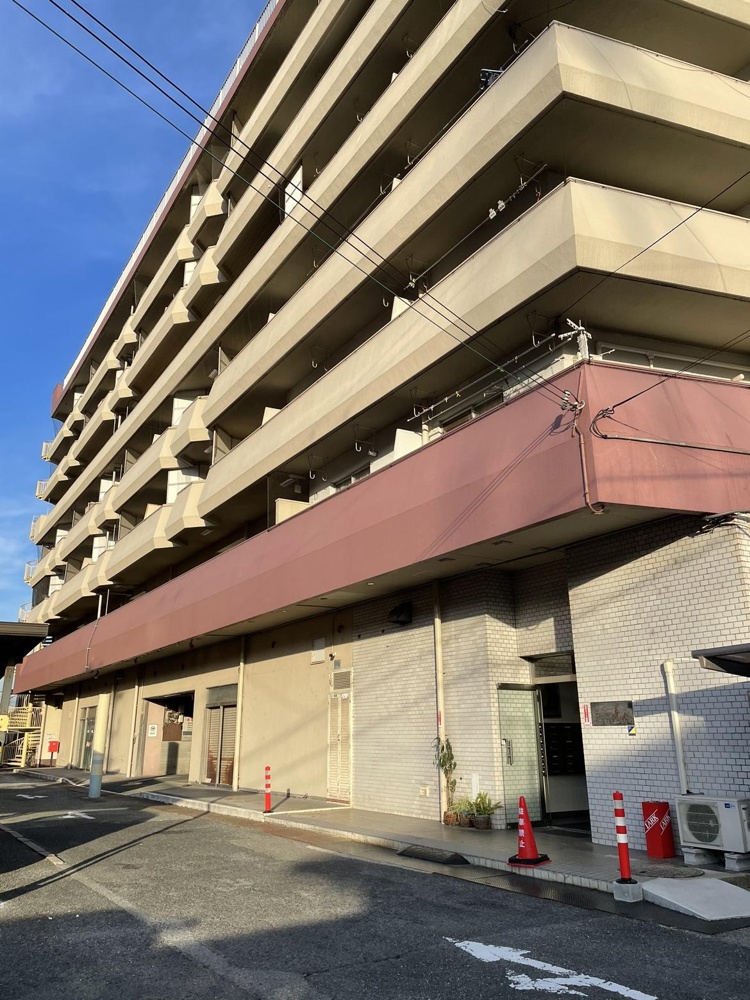 Vintage 2-Bedroom Condo in Sanjocho(2-chome) 0