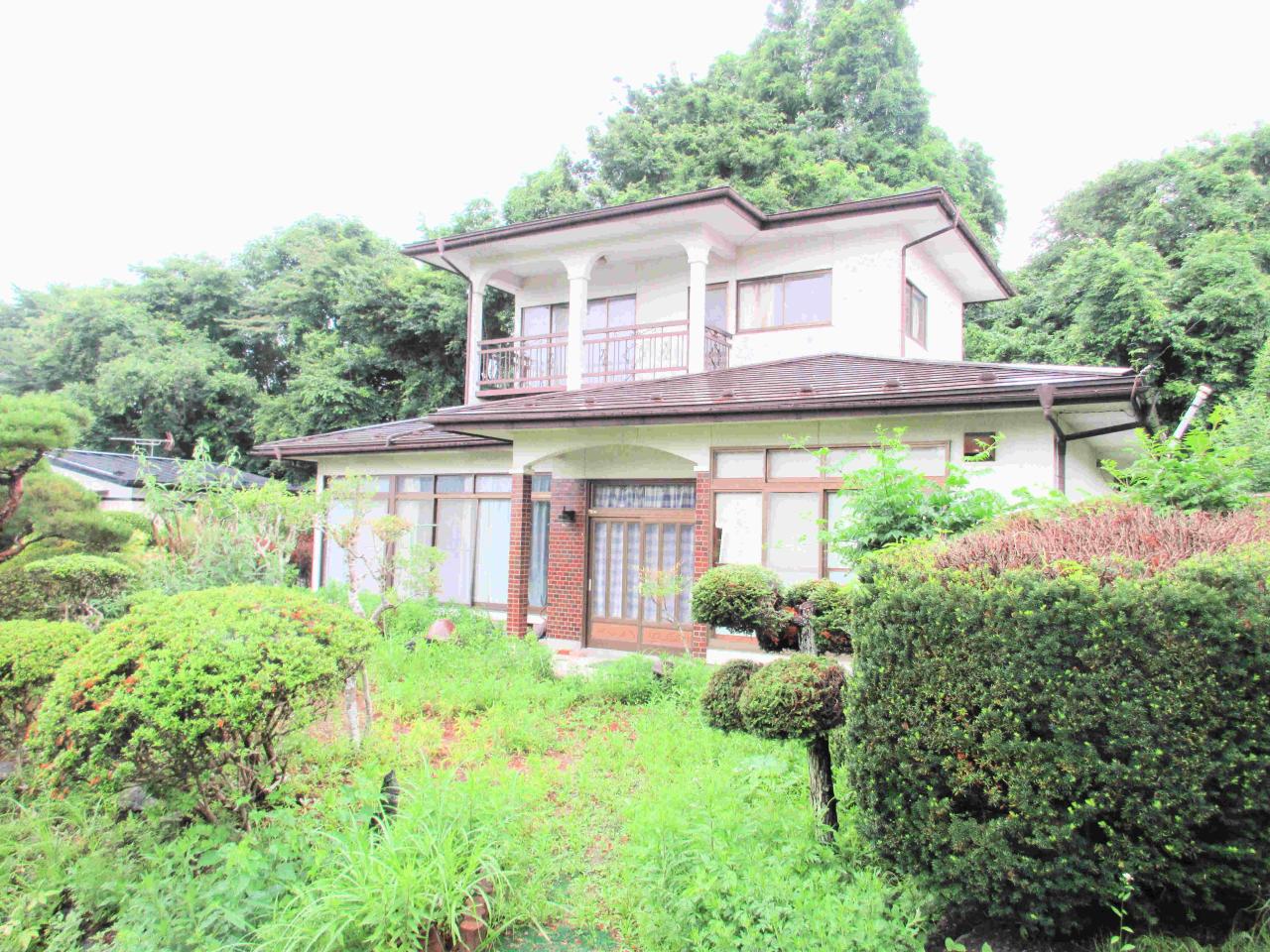 Vintage 6-Bedroom House with a Garden in Semmayacho okutama 0