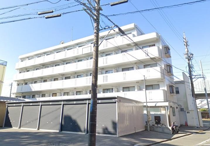 Well-Kept Studio Condo Near Station in Nishikoikecho 0