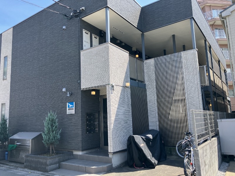 Studio Condo Near Station in Umeda 0