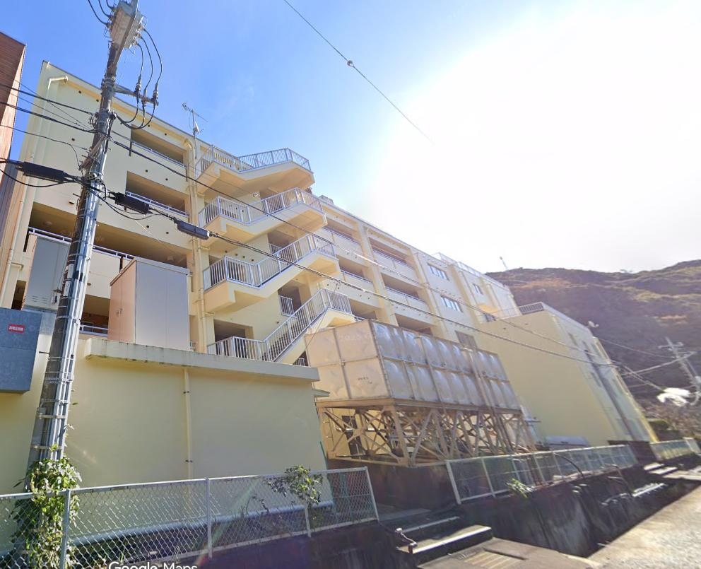 Well-Kept 2-Bedroom Condo in Kano 0