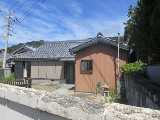 5-Bedroom House in Mio 0