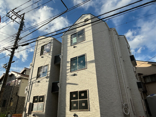 Brand New Studio Condo in Sekibara 0
