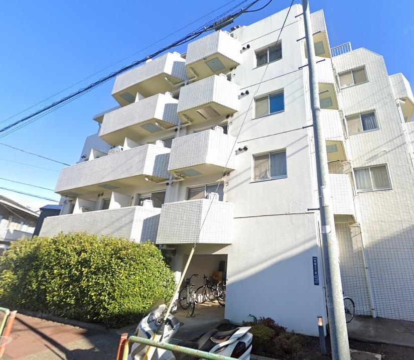 Well-Kept Studio Condo in Kamiitabashi 0