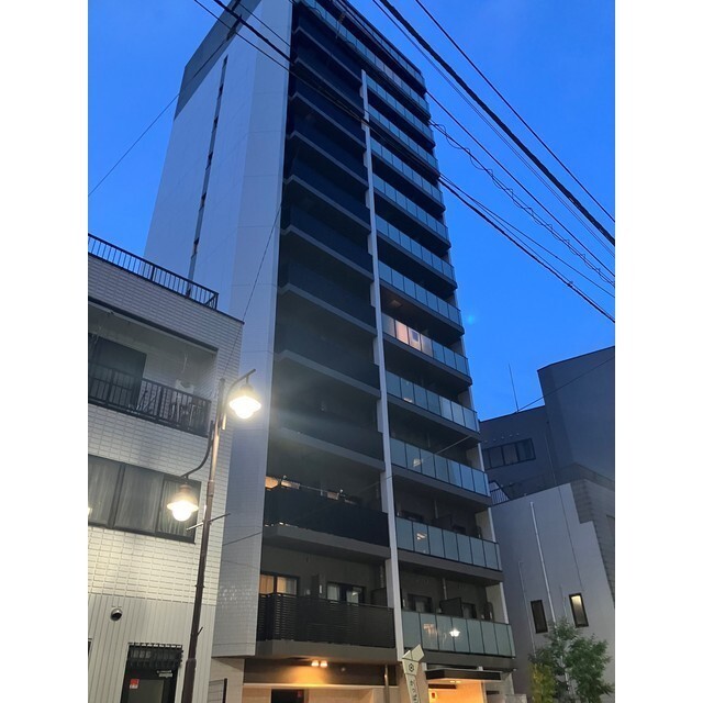 Modern 2-Bedroom Condo Near Station in Matsugaya 0