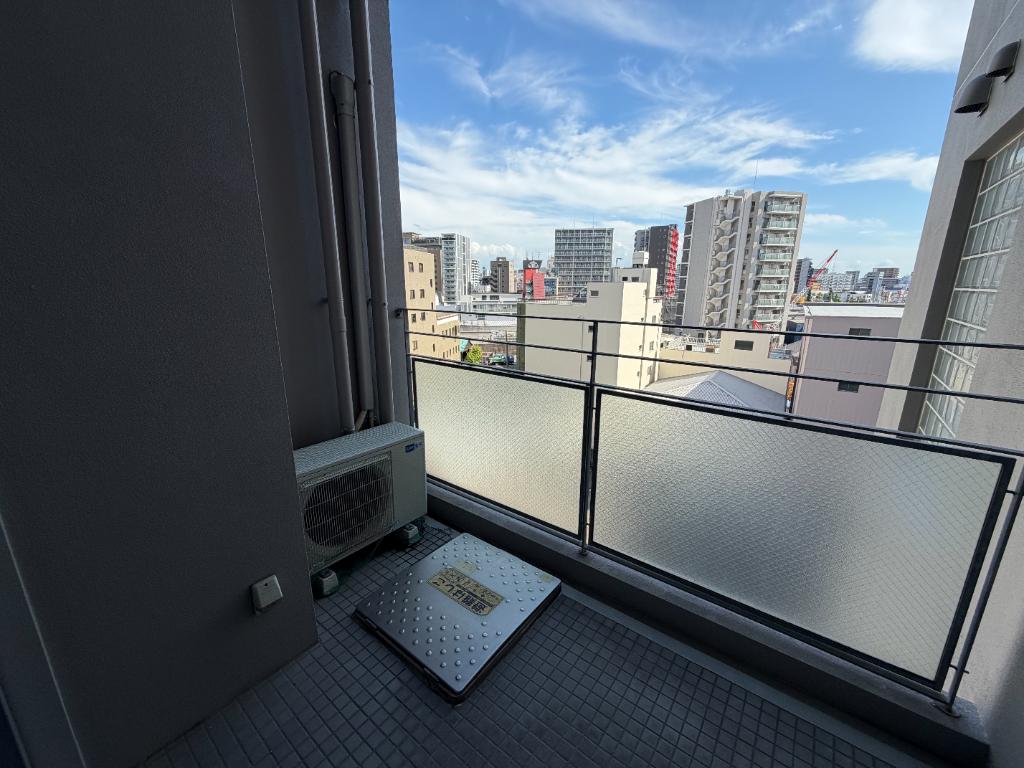 3-Bedroom Condo Near Station in Minamihorie 0