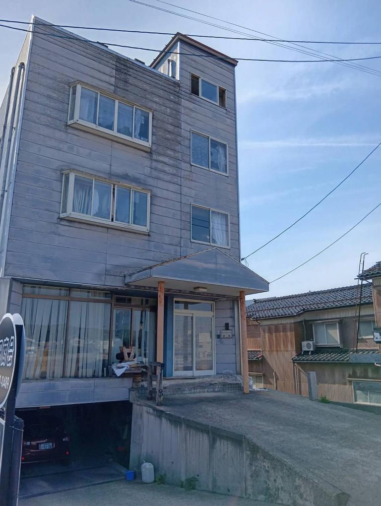 Well-Kept Property in Saiwaicho 0