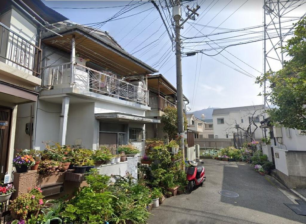 Well-Kept 3-Bedroom House in Nakaishikiricho 0