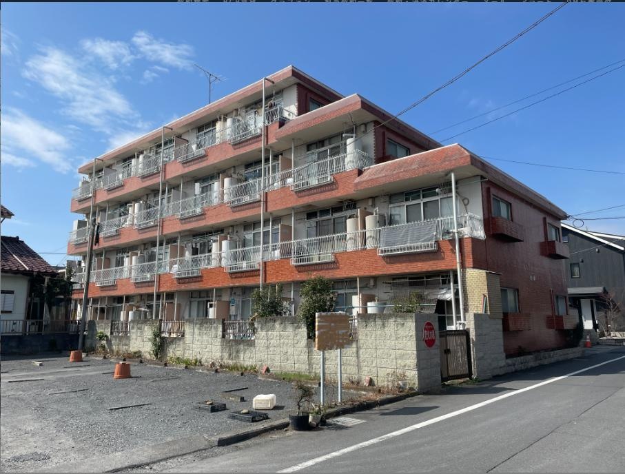 Vintage 2-Bedroom Condo in Kabemachi 0