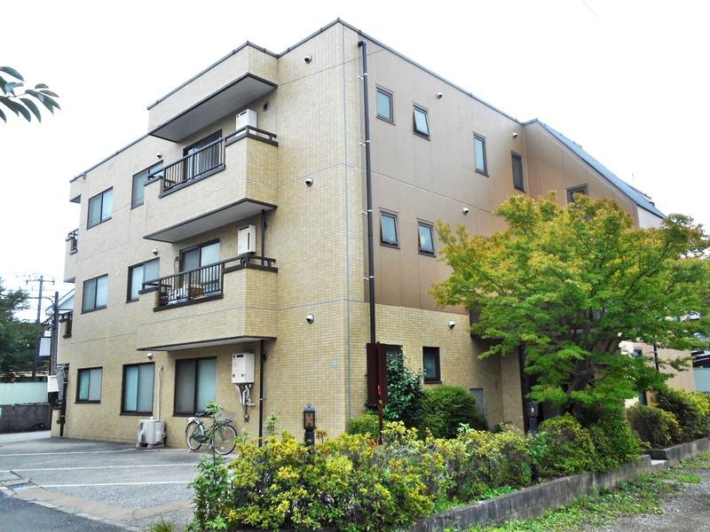 Charming 2-Bedroom Condo in Inagecho 0